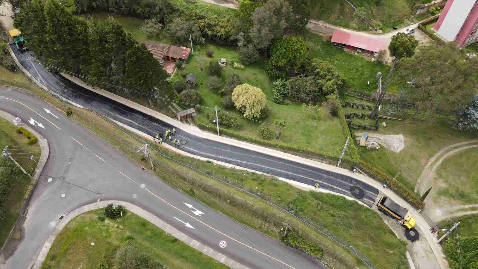 Pavimentación Calle En Sabaneta, Antioquia
